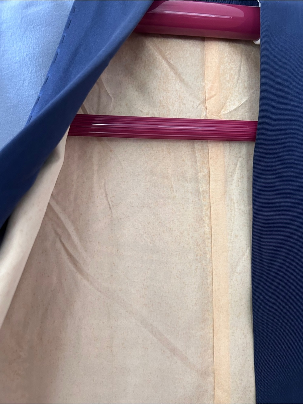 Mens Silk Kimono, Ombré Dyed with Kanoko Shibori Detail - Picture 10 of 10